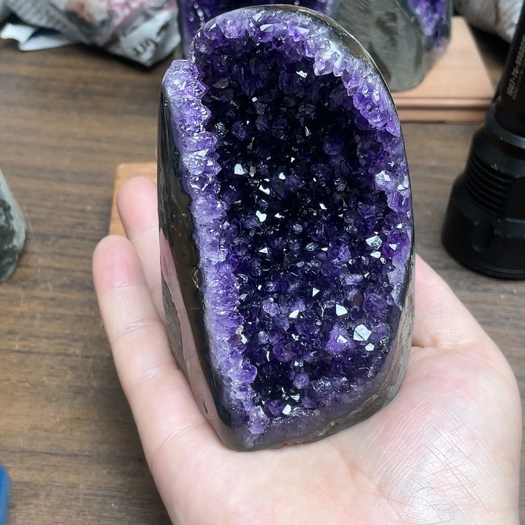 紫晶大型摆件（非配饰）未镶嵌