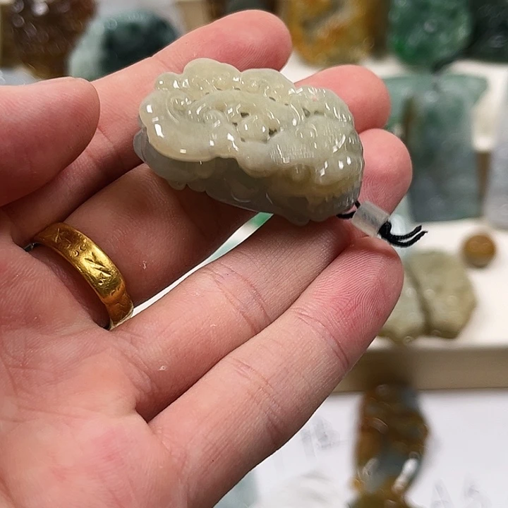 定制翡翠未镶嵌翡翠