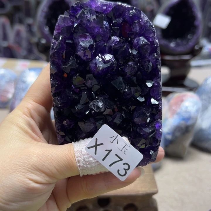 未镶嵌水晶大型摆件（非配饰）摆件