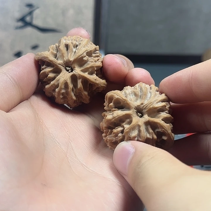 恒****吊坠文玩核桃42苹果园