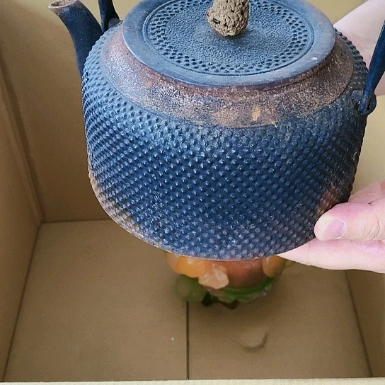 紫砂聚鑫中古茶具瓷器如图所示厦****音