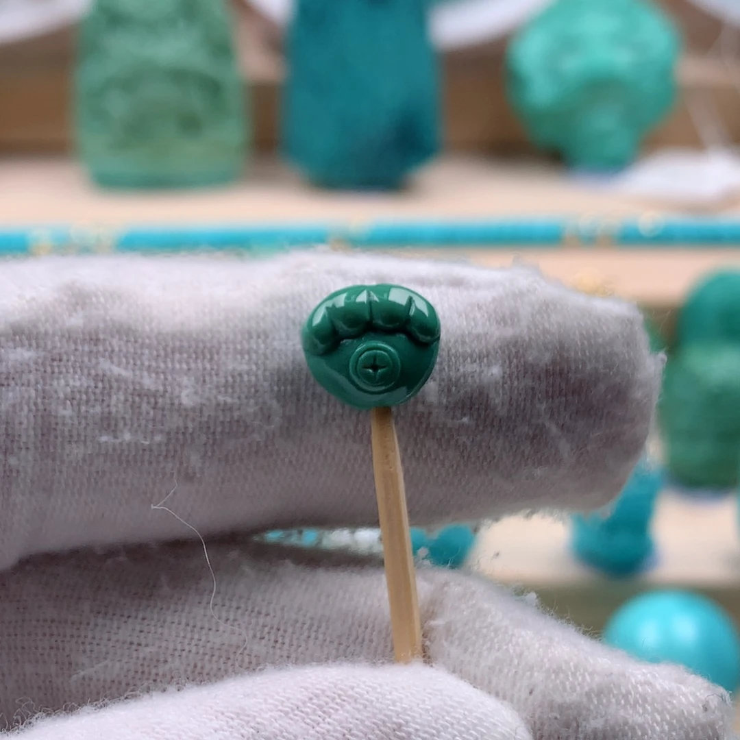 绿松石配饰未镶嵌