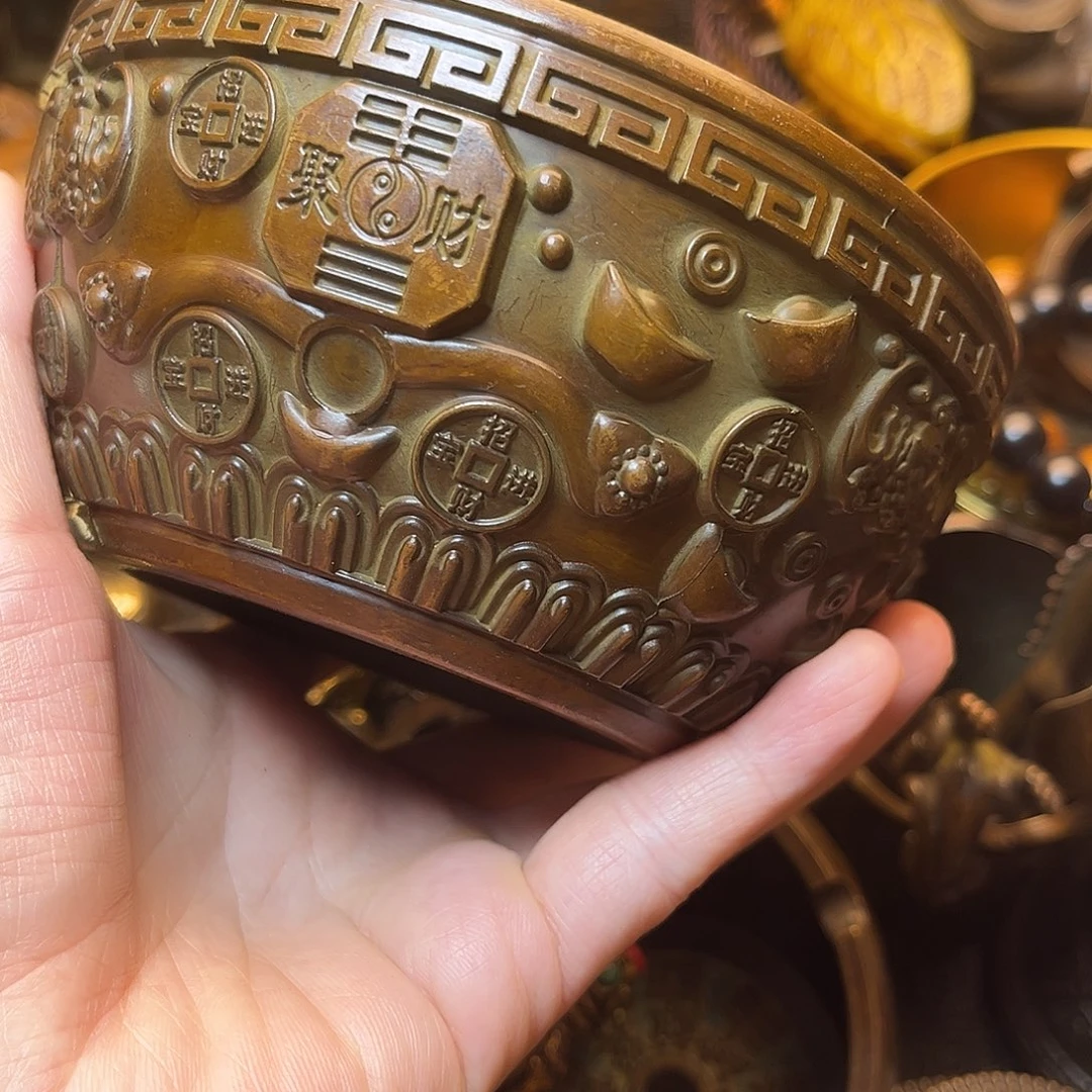 精美铜器工艺品等