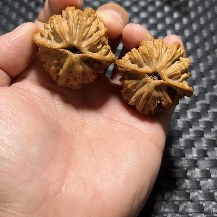 吊坠文玩核桃天地