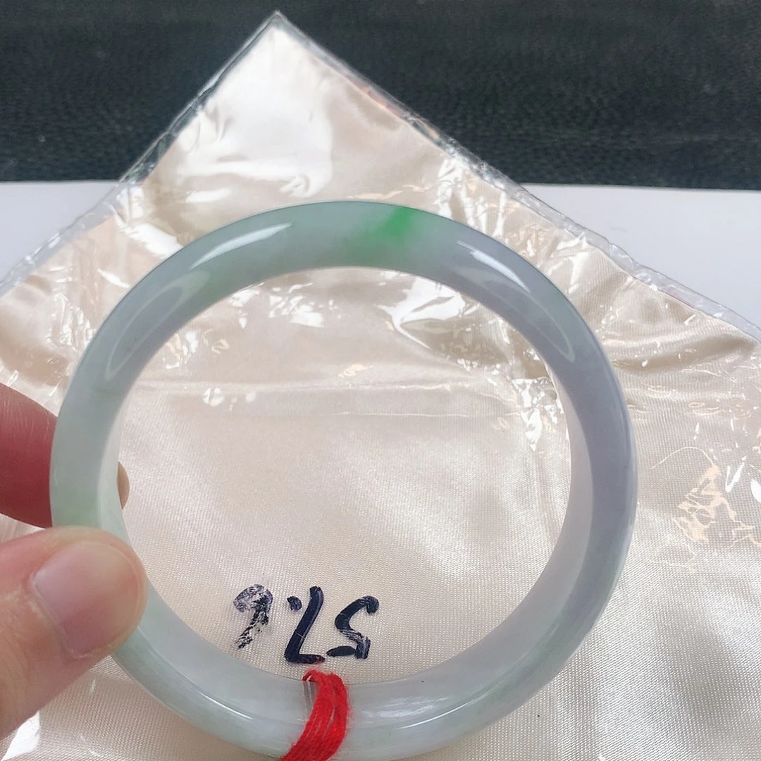 未镶嵌手镯翡翠338