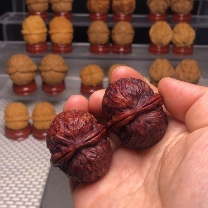 文玩核桃把件9牡丹绣球