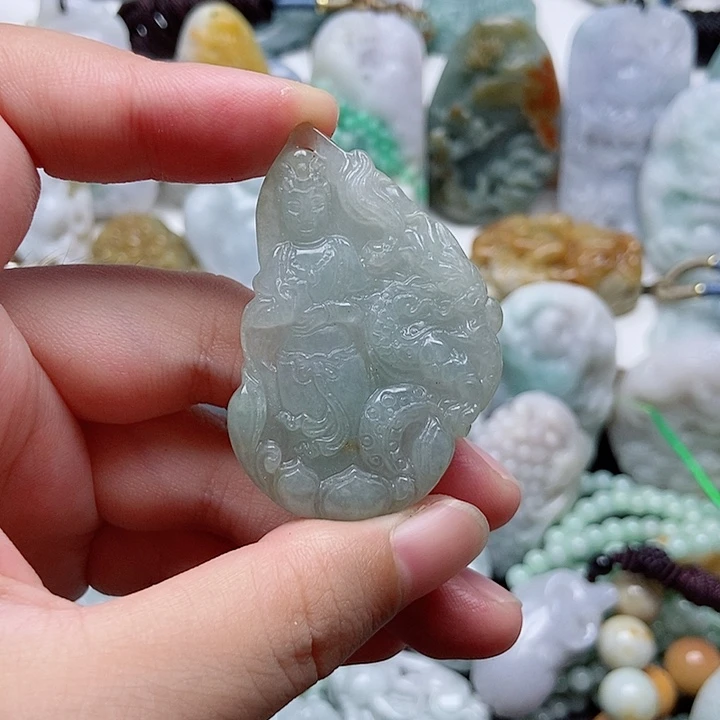 翡翠未镶嵌吊坠(不含链)1