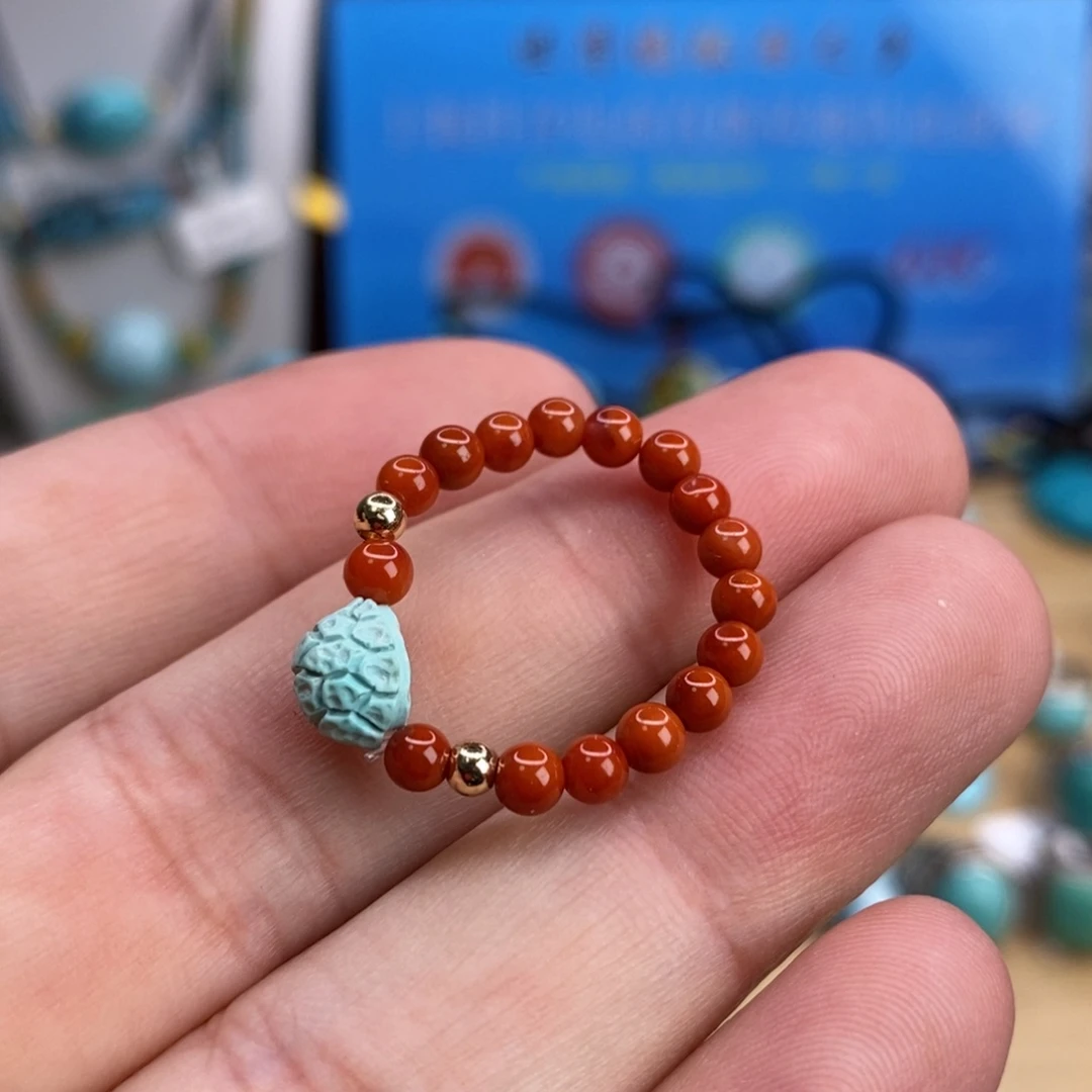 南红玛瑙未镶嵌珠宝奇石