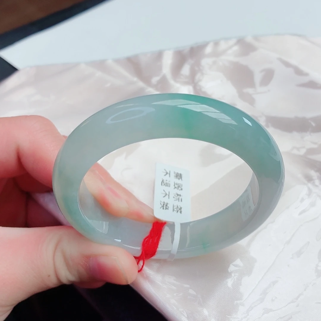 翡翠未镶嵌手镯天然翡翠A货
