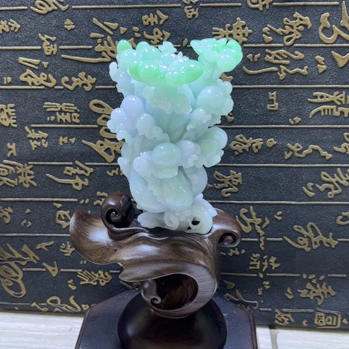 细***物翡翠未镶嵌摆件白菜