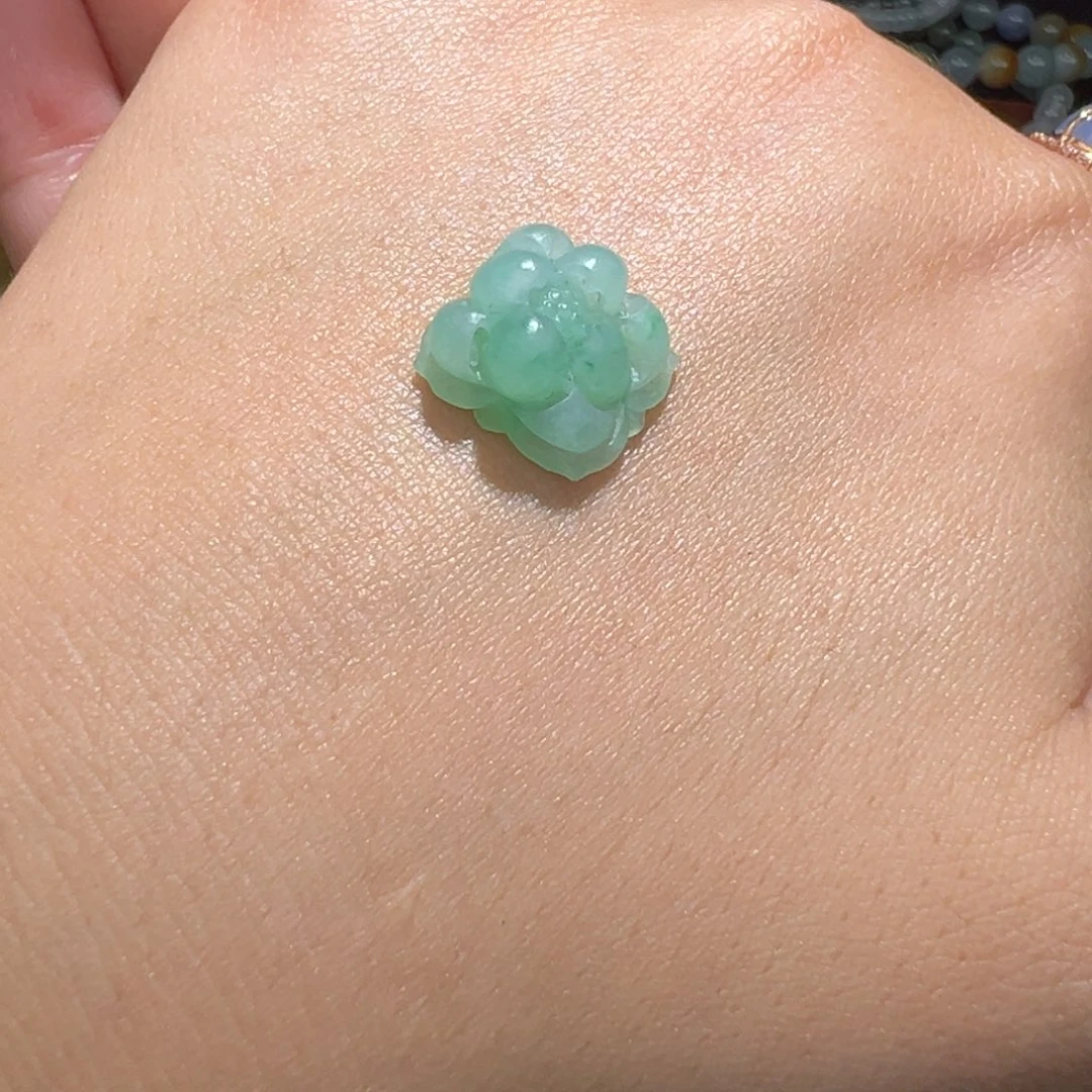 未镶嵌定制翡翠花花