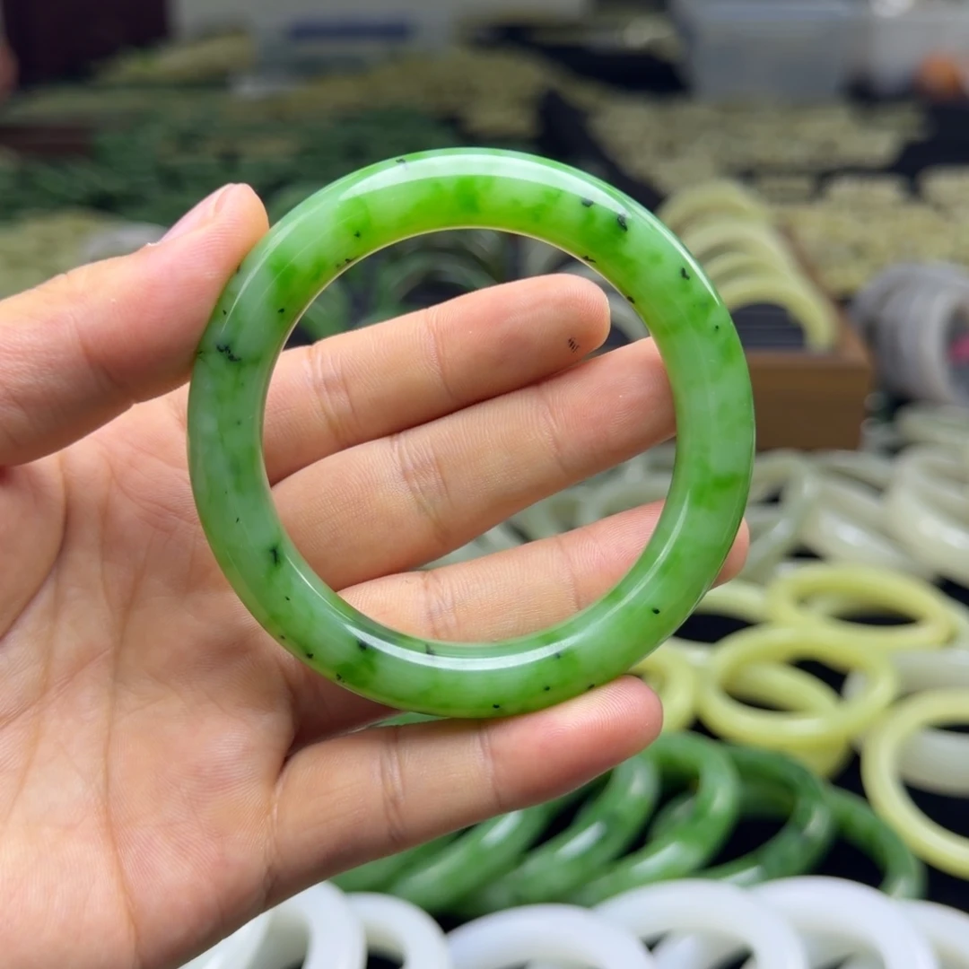 e***a和田玉未镶嵌车挂