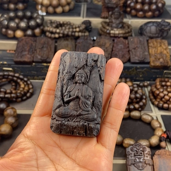 沉香木吊坠老****厨越南芽庄白棋老料