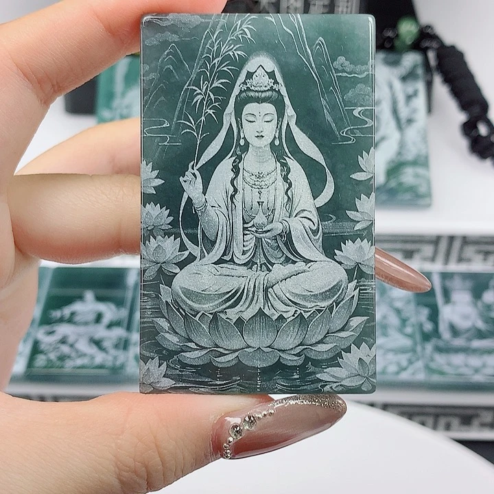 颈饰未镶嵌翡翠观音