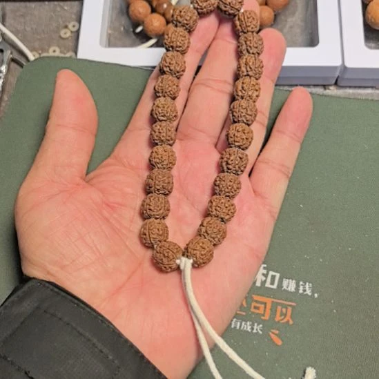 金刚菩提把件一代盘龙小金刚单圈，12左右尺寸，下水精挑