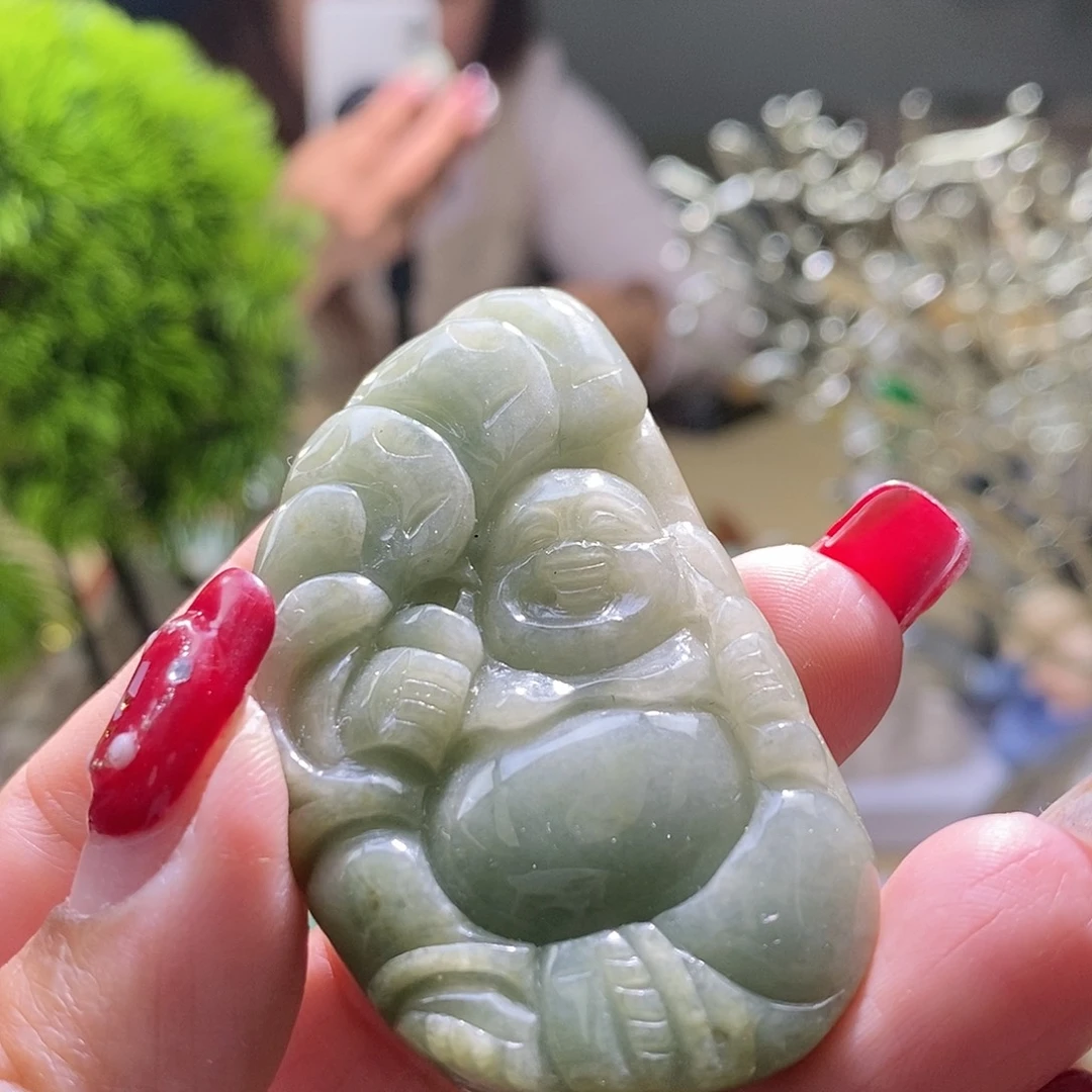 【闪购商品】翡翠颈饰未镶嵌佛