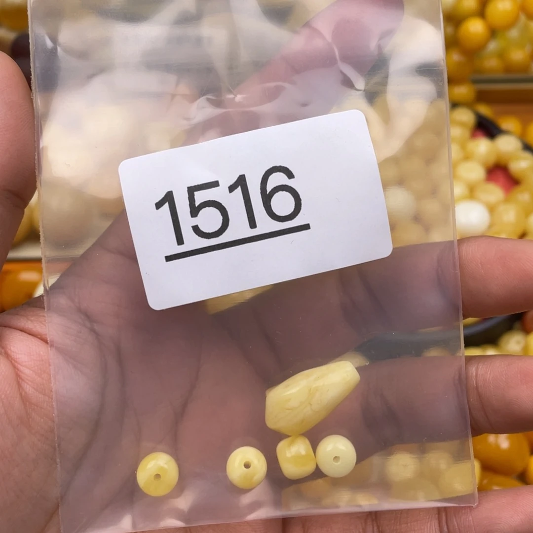 琥珀珠宝奇石未镶嵌徐**李