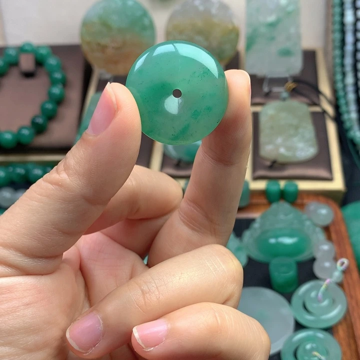 未镶嵌石英质玉珠宝半成品