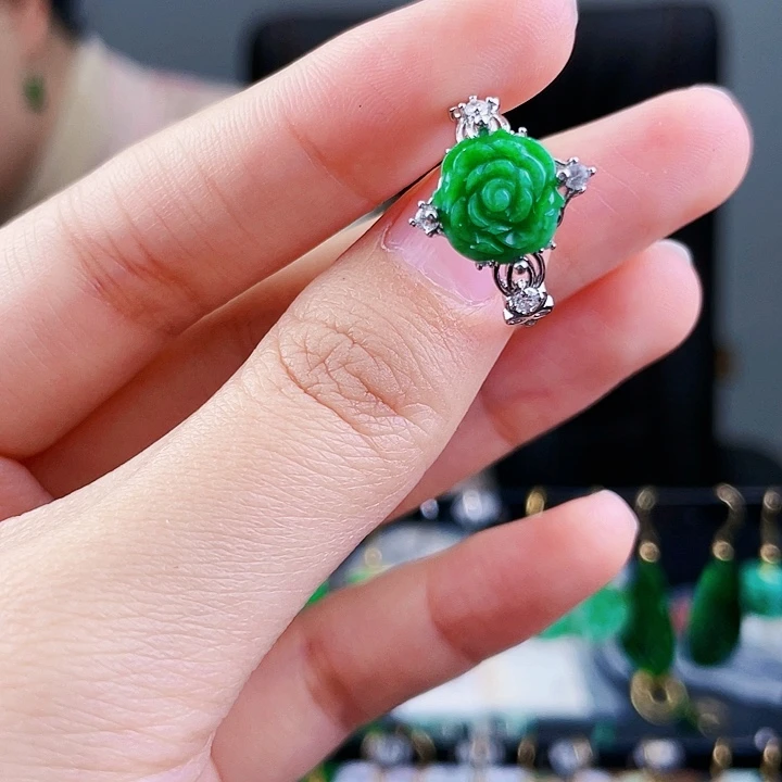 翡翠戒指银S925镶嵌饰品