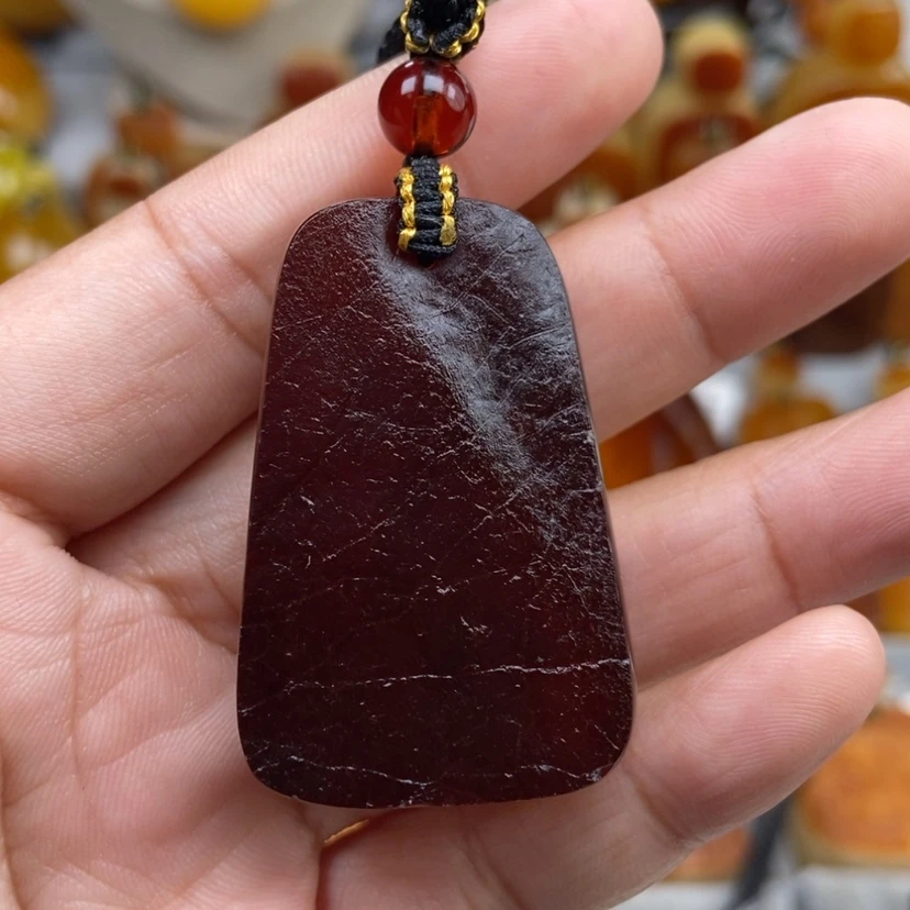 【闪购商品】琥珀颈饰未镶嵌