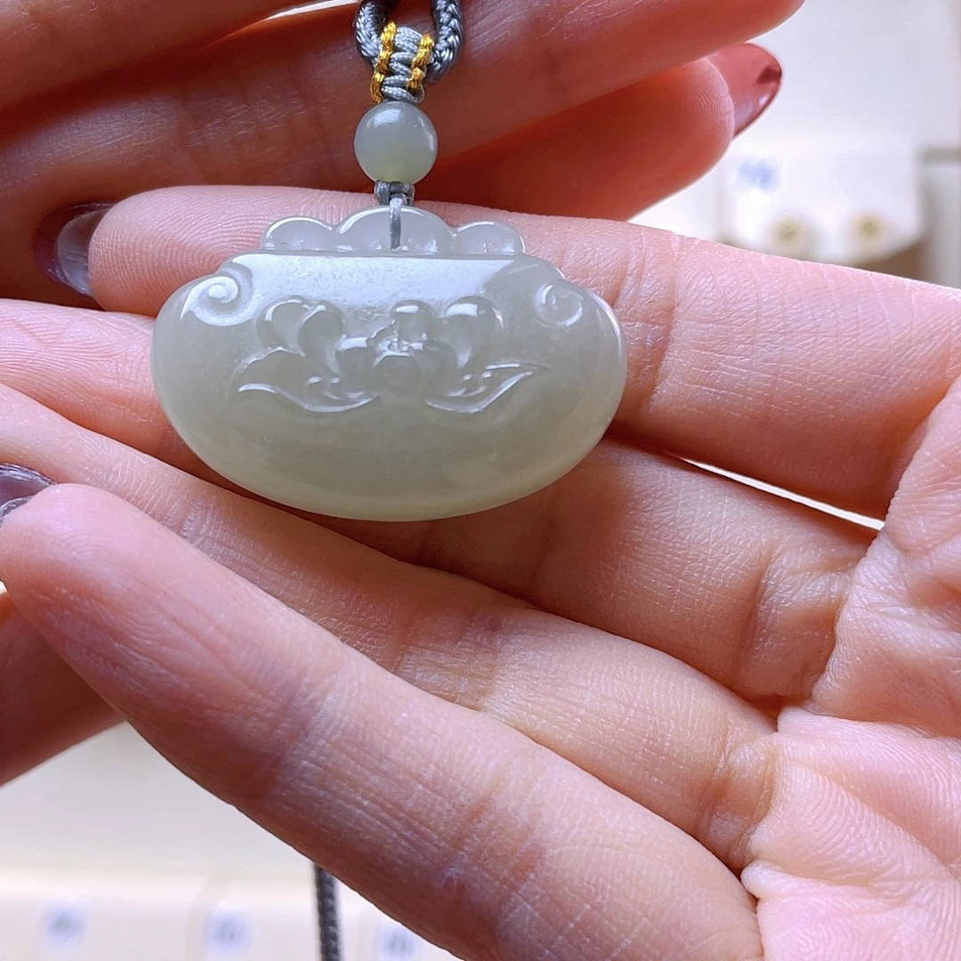 和田玉吊坠(赠链)未镶嵌春***野