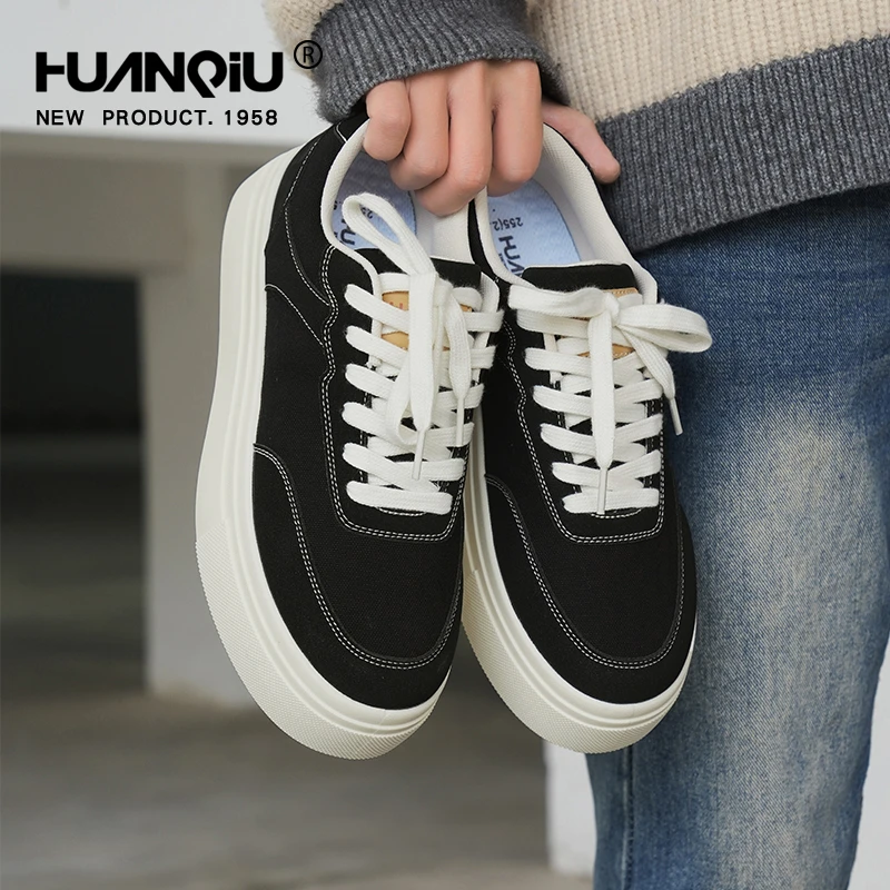 双11好物环球情侣款板鞋子男款秋冬帆布鞋防滑增高男鞋休闲运动鞋