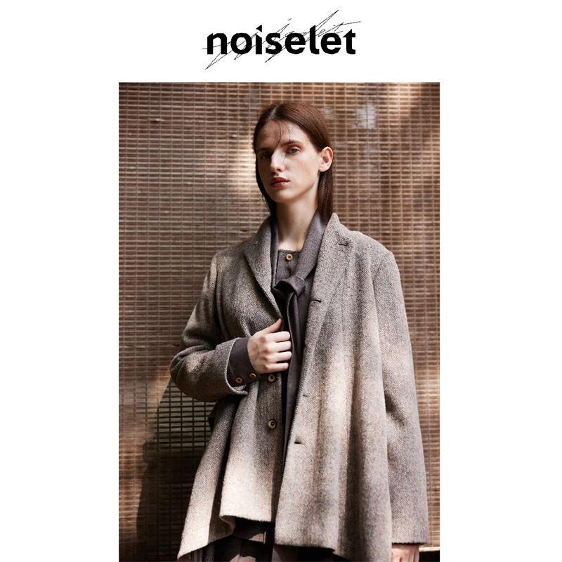 noiselet人字纹提花小立领型结构大衣 N1244