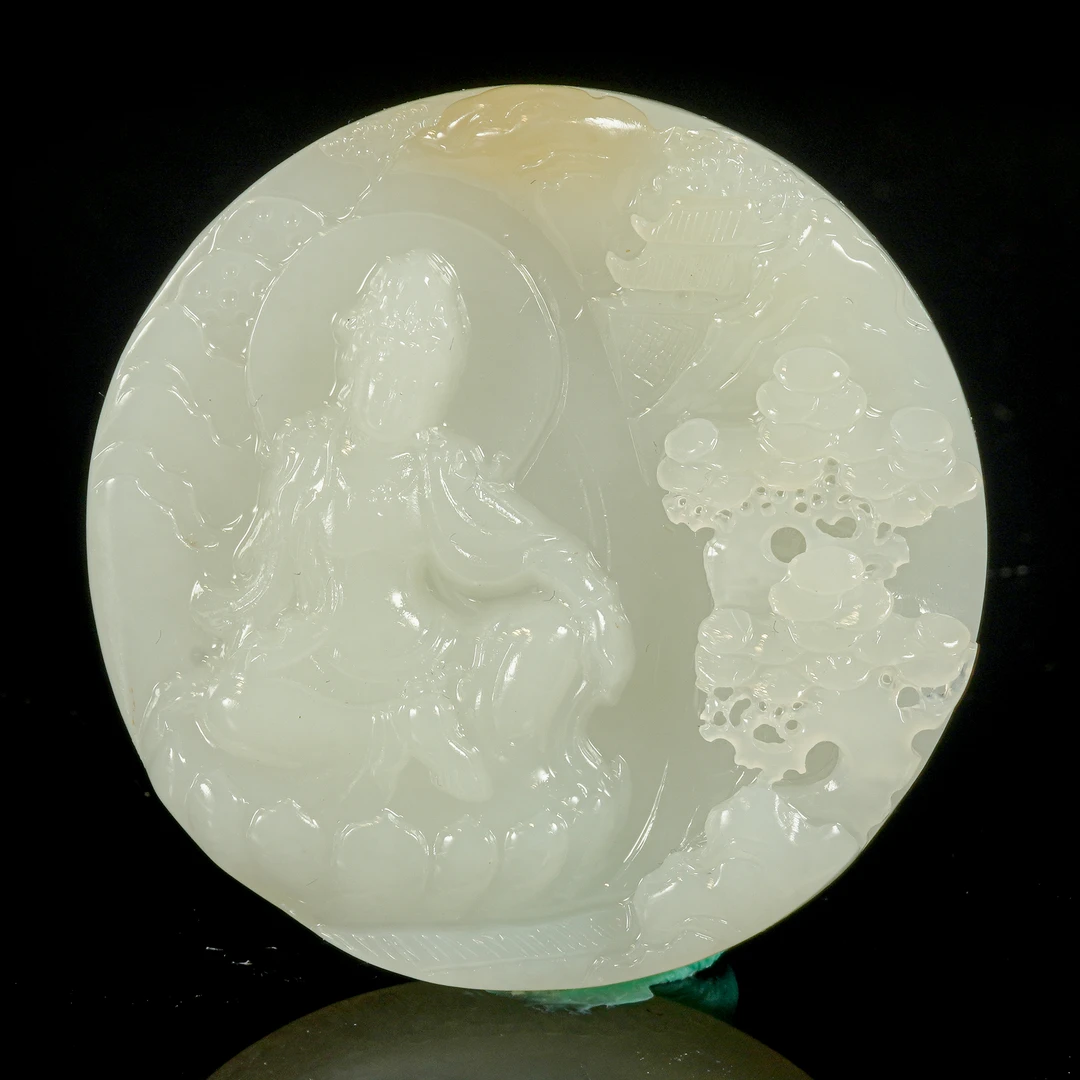 LOT.011和田白玉观音圆牌/X1930