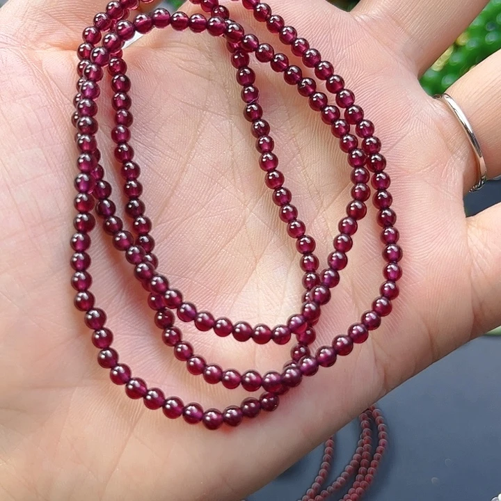 石榴石颈饰未镶嵌