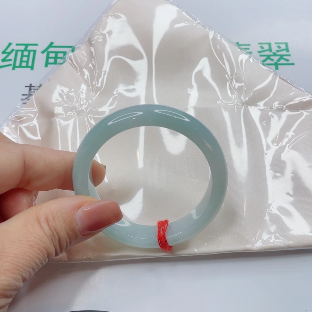 未镶嵌手镯翡翠九*.