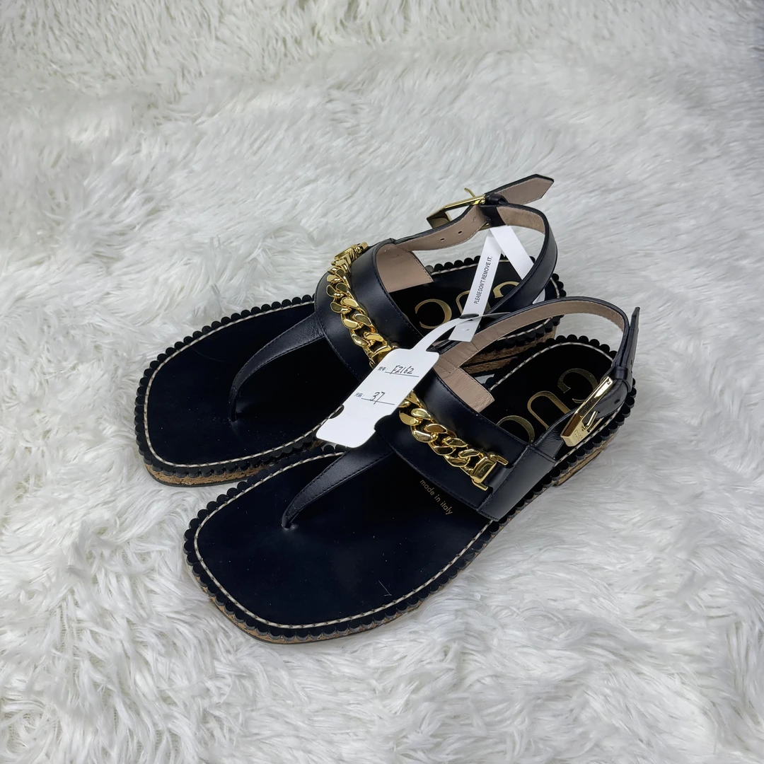 99新 GUCCI/古驰 黑色经典金链条夹趾凉鞋/37码/FZ162