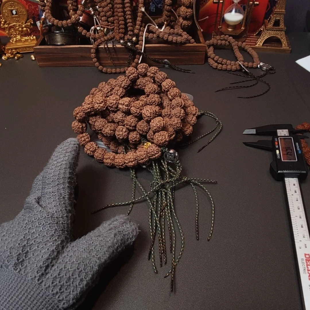 吊坠金刚菩提哦哦哦哦哦哦哦哦哦哦哦