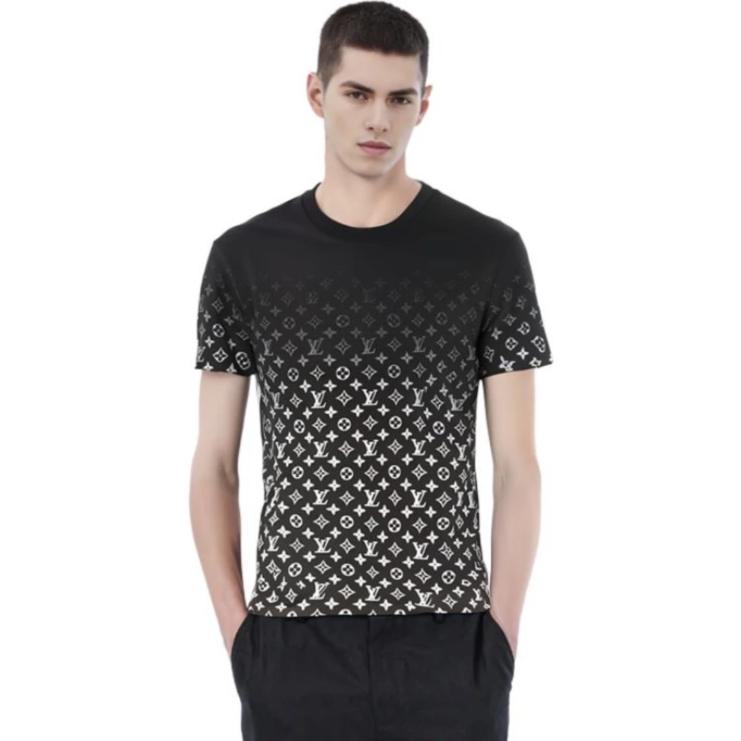 99新 LouisVuitton/路易威登 1407/黑色满印渐变短袖