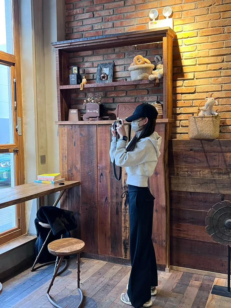 春季新款灰色连帽卫衣开衫短款收腰外套高腰显瘦垂感抽绳裤子套装