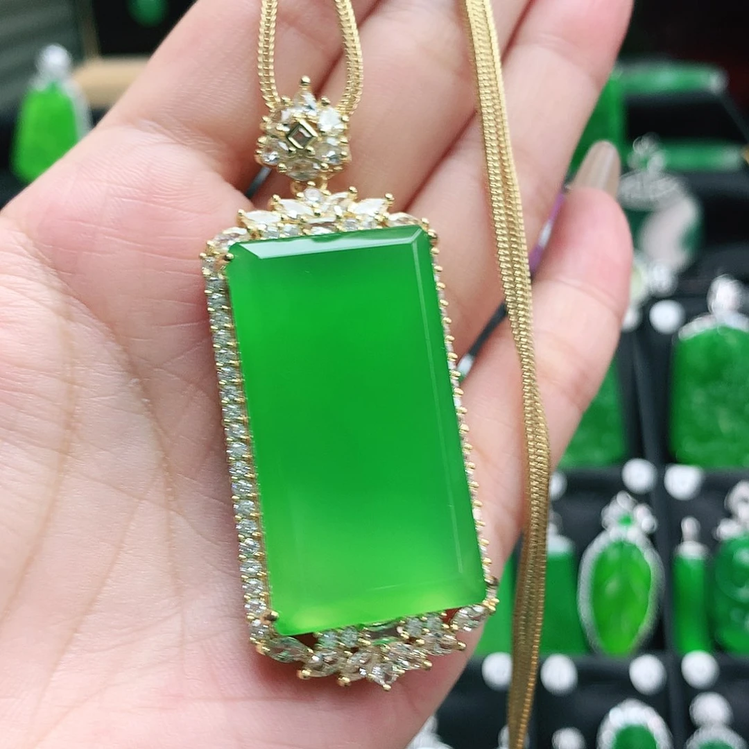 玛瑙/玉髓吊坠合金