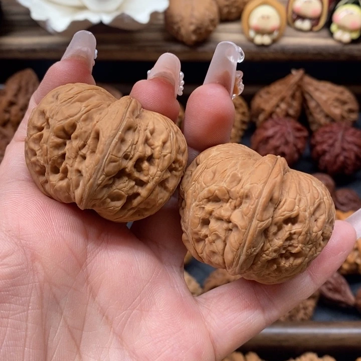 文玩核桃吊坠011微瑕元宝44