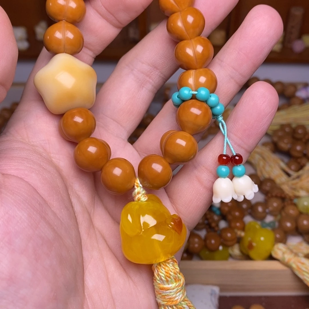 吊坠猴头核桃 玻璃底柯基屁桃➕铃兰花搭配款