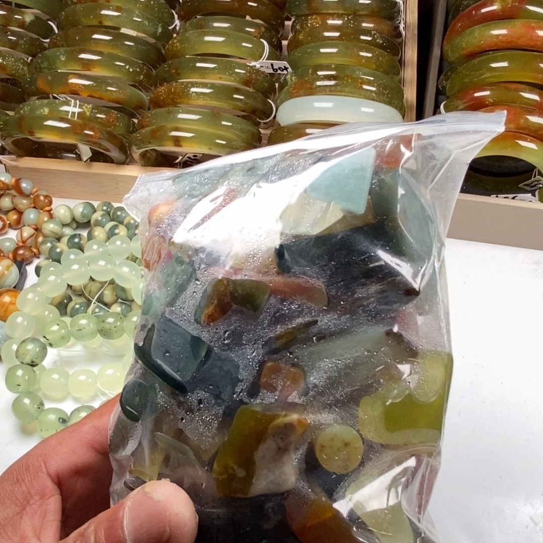 未镶嵌蛇纹石玉手链鱼缸石
