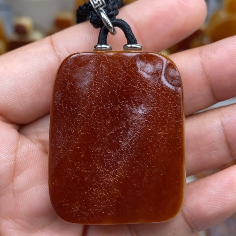 【闪购商品】琥珀颈饰未镶嵌