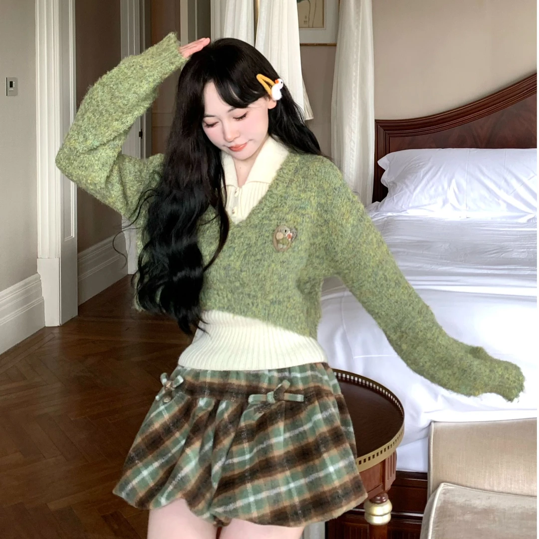 Blovelan萤火之森 森系叠穿毛衣+纯色打底衫+格纹花苞半裙套装