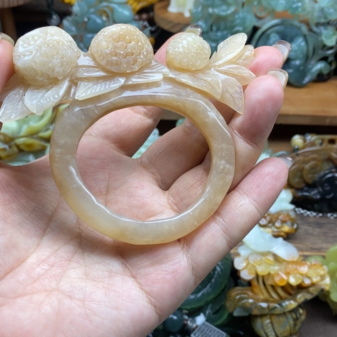 岫玉未镶嵌吊坠(不含链)