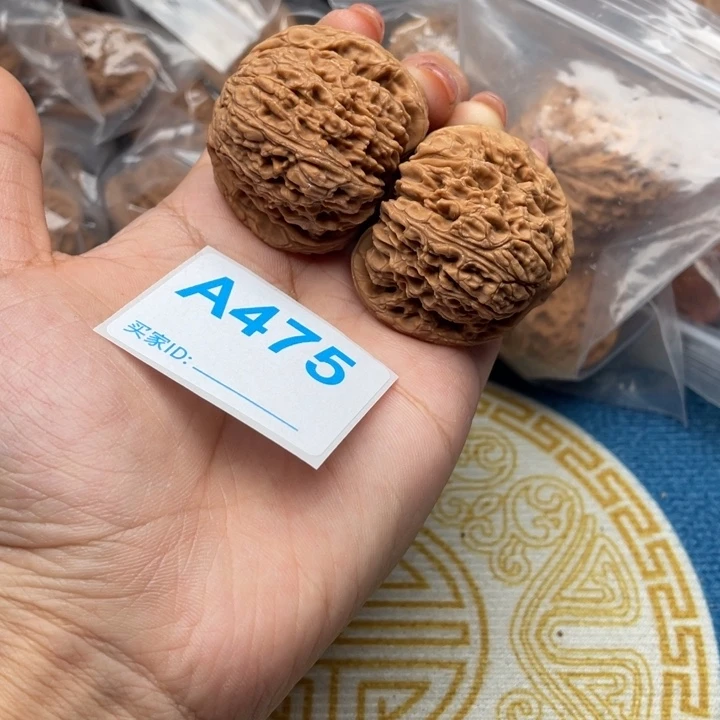 文玩核桃吊坠核桃