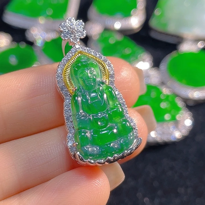 翡翠未镶嵌颈饰翡翠