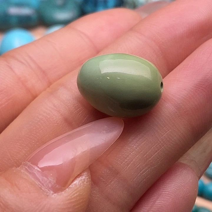 绿松石未镶嵌湖北原矿高瓷无优化绿松石