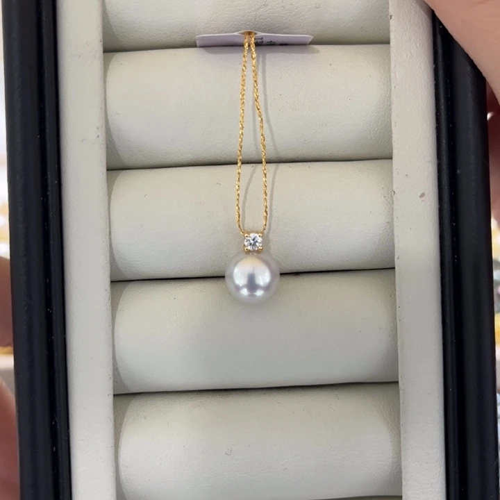 海水珍珠上新澳白王妃吊坠9-10mm18K金镶嵌