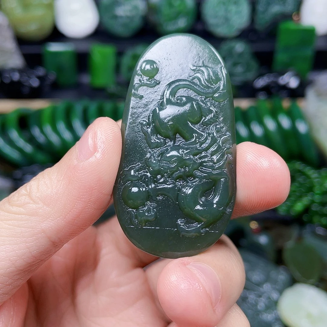 和田玉未镶嵌珠宝半成品