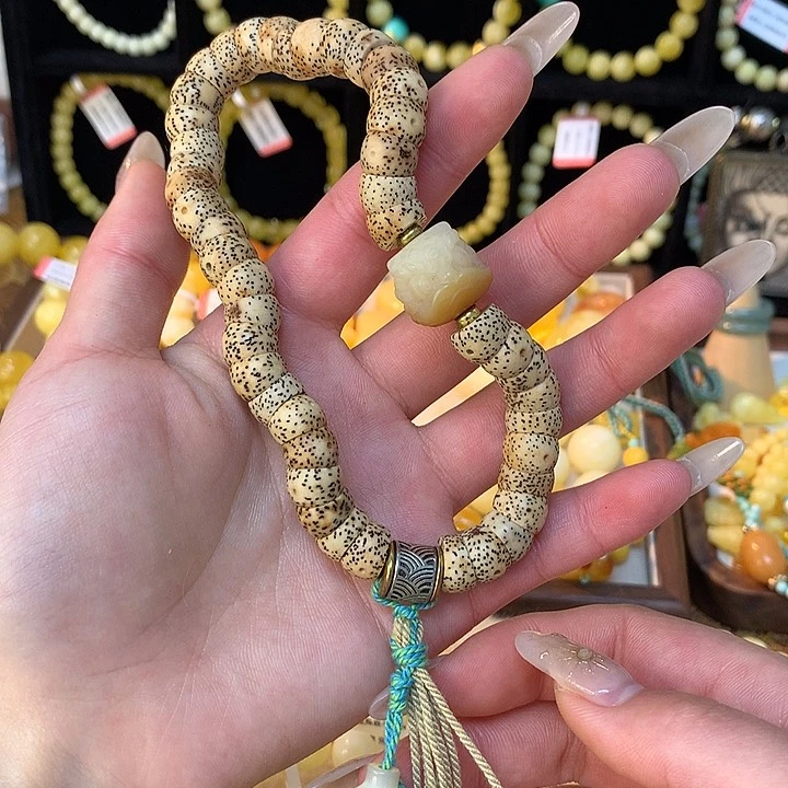 琥珀手链未镶嵌猪大肠单个