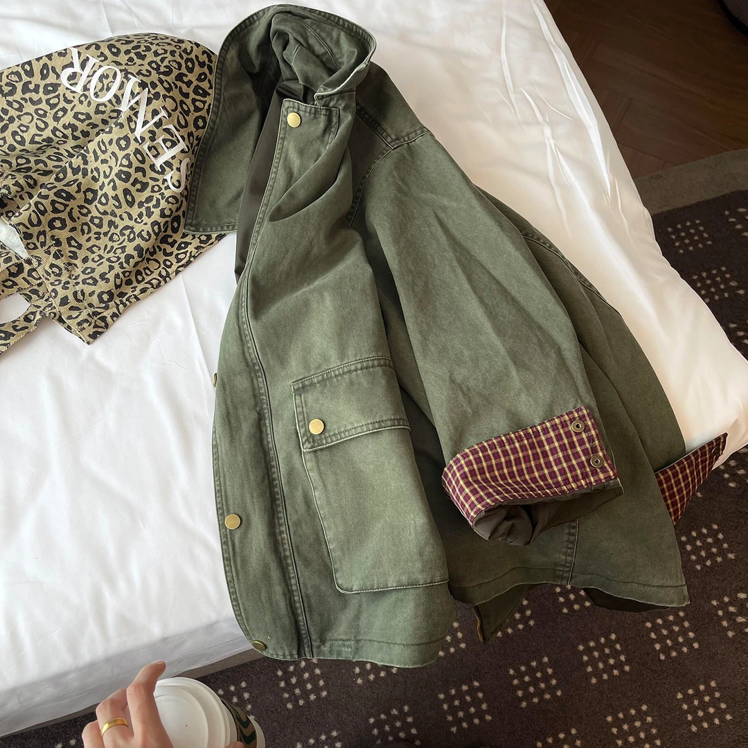复古军绿色拼接格子牛仔外套女秋新款高级感宽松休闲百搭夹克上衣