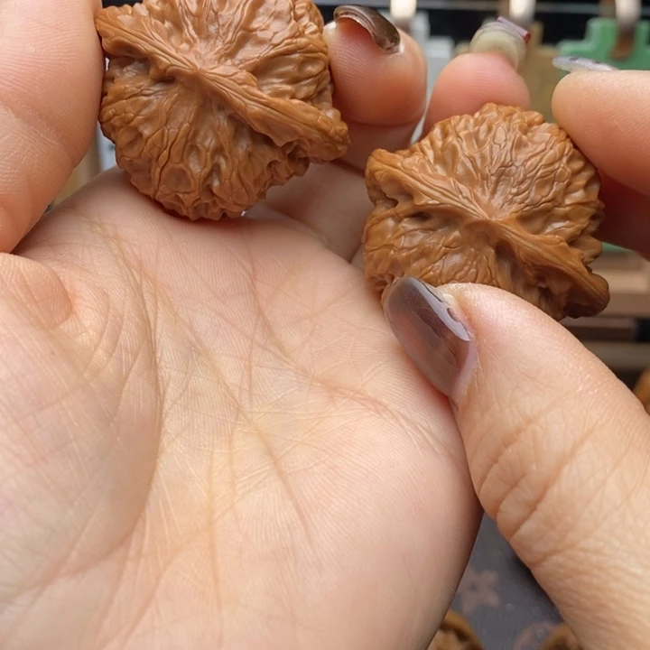 ***ㅤ把件文玩核桃宫灯