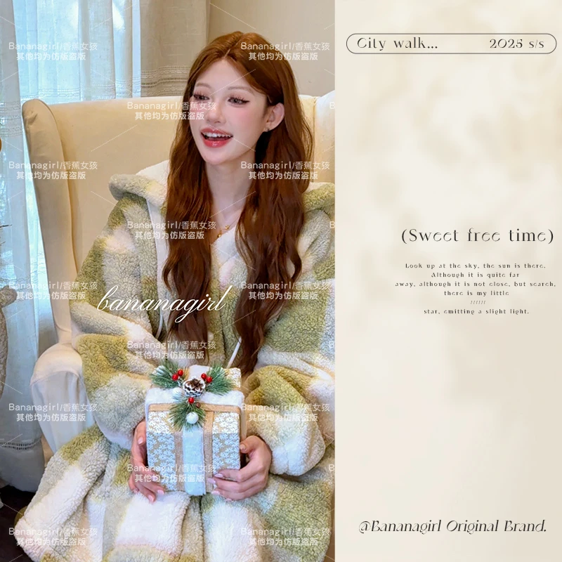 Bananagirl【青苹果】冬季长款连帽格子睡袍大码循环蓄温速暖可外穿